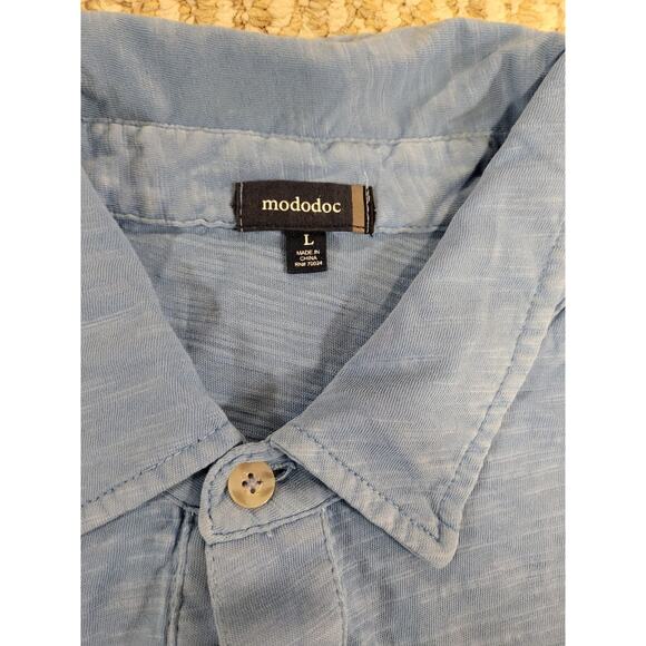 Mododoc Men's Size Large Three Button Light Blue short sleeve Golf Shirt - Picture 1 of 3